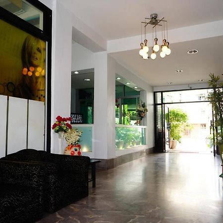 Baan Kaew Mansion Aparthotel Bangkok Exterior photo